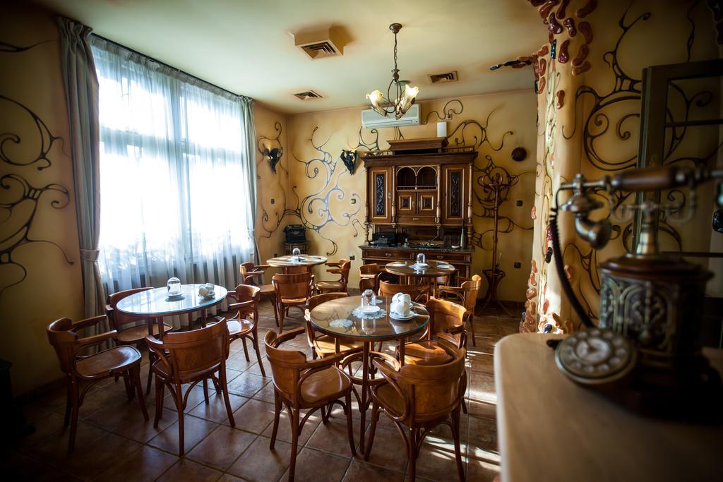 Deja Vu Guesthouse Cluj-Napoca Exterior foto